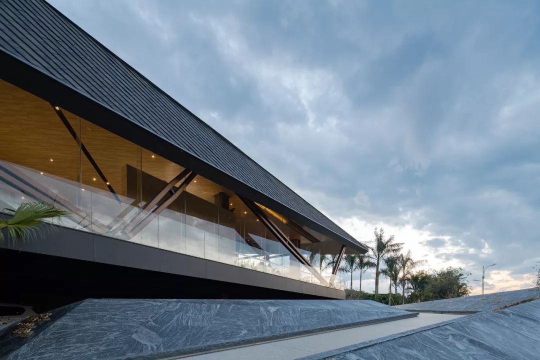 1562302998388663.jpg 1.jpg