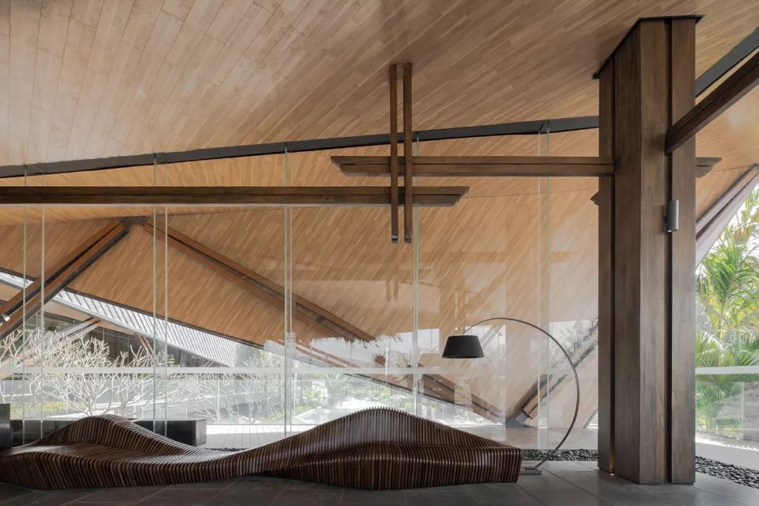 1562303007119813.jpg 2.jpg