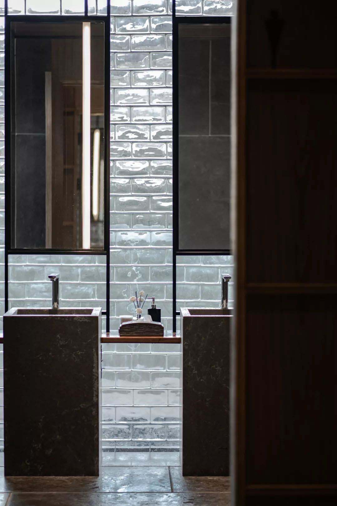 1562303213415816.jpg 20.jpg