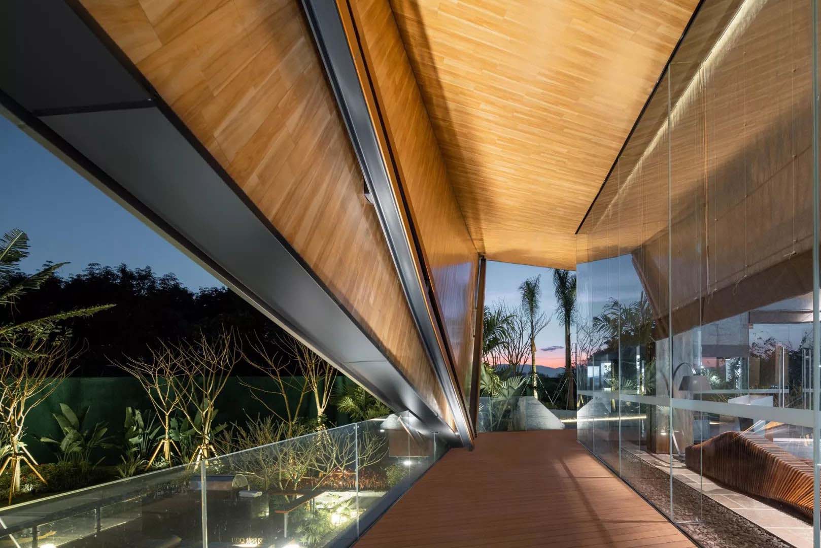 1562303305583553.jpg 26.jpg