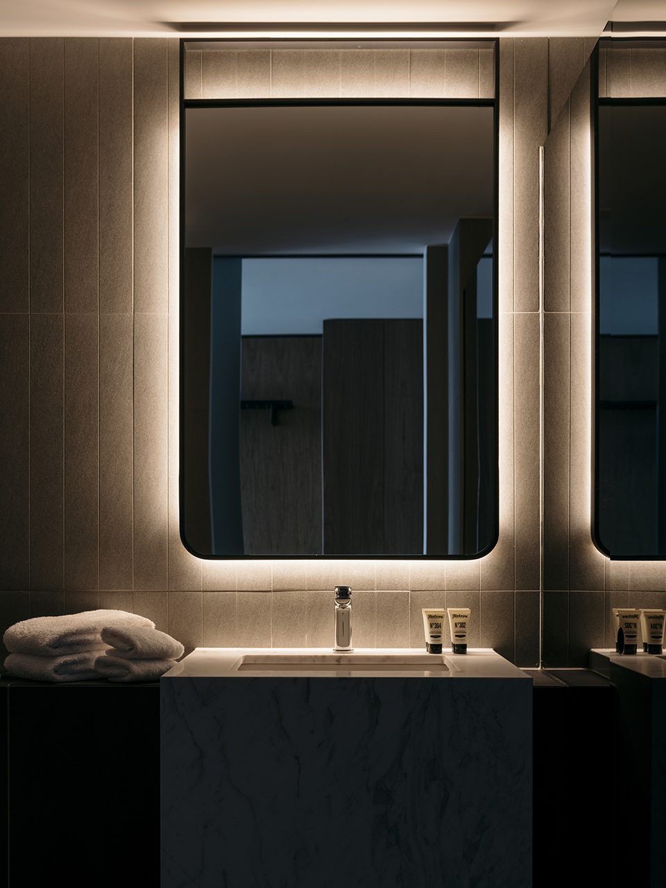 1562320498881893.jpg 21.jpg