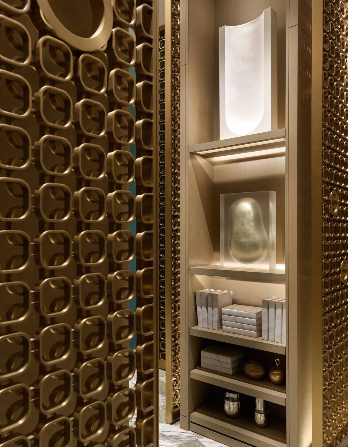 1562481709560187.jpg 502.jpg