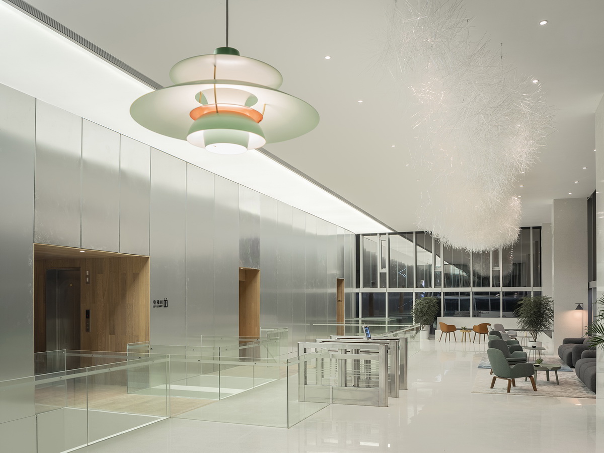 1564799867588416.jpg 5.jpg