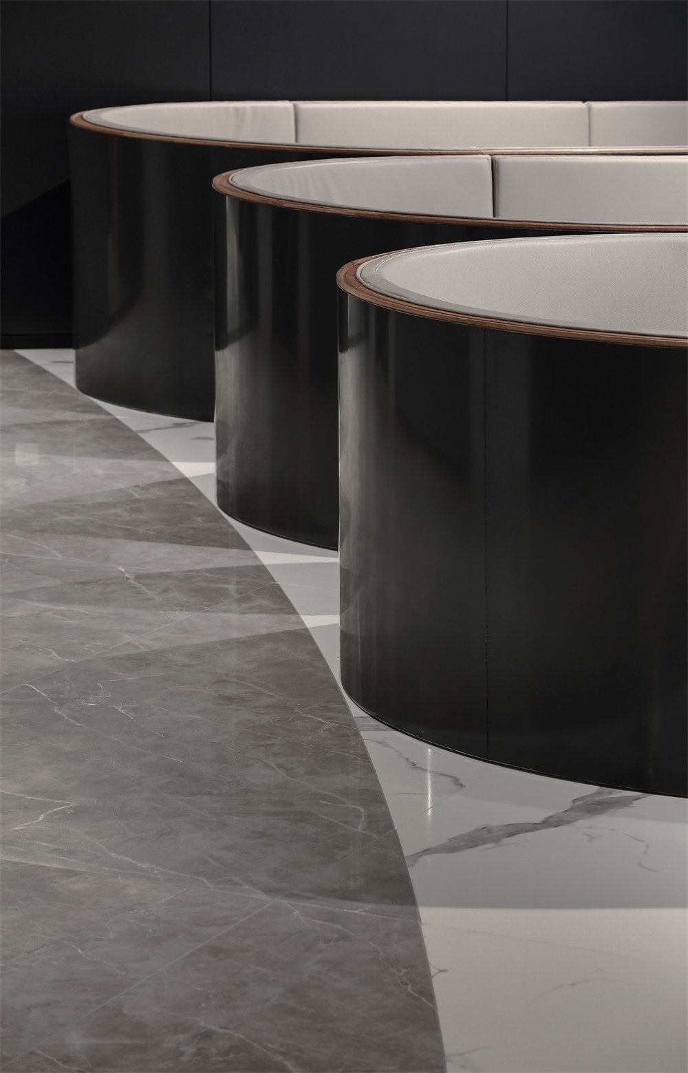 1572157540115467.jpg 40.jpg