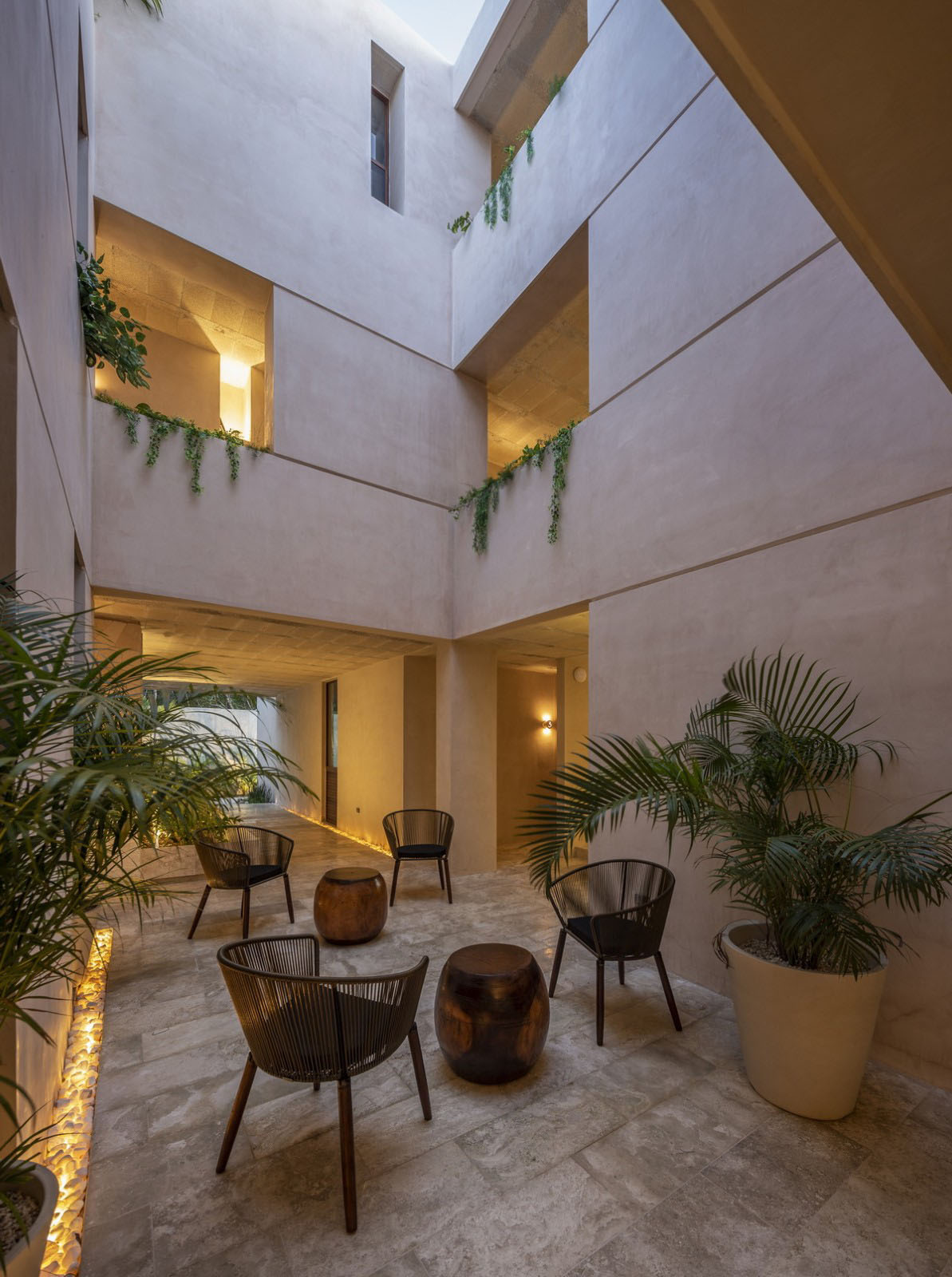 1572746725587814.jpg 18.jpg