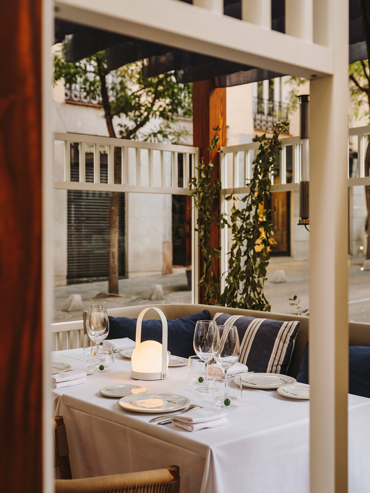 1581484279135498.jpg 2.jpg