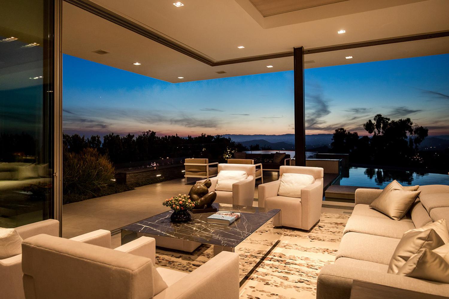 洛杉矶Carla Ridge住宅，充满趣味和新意