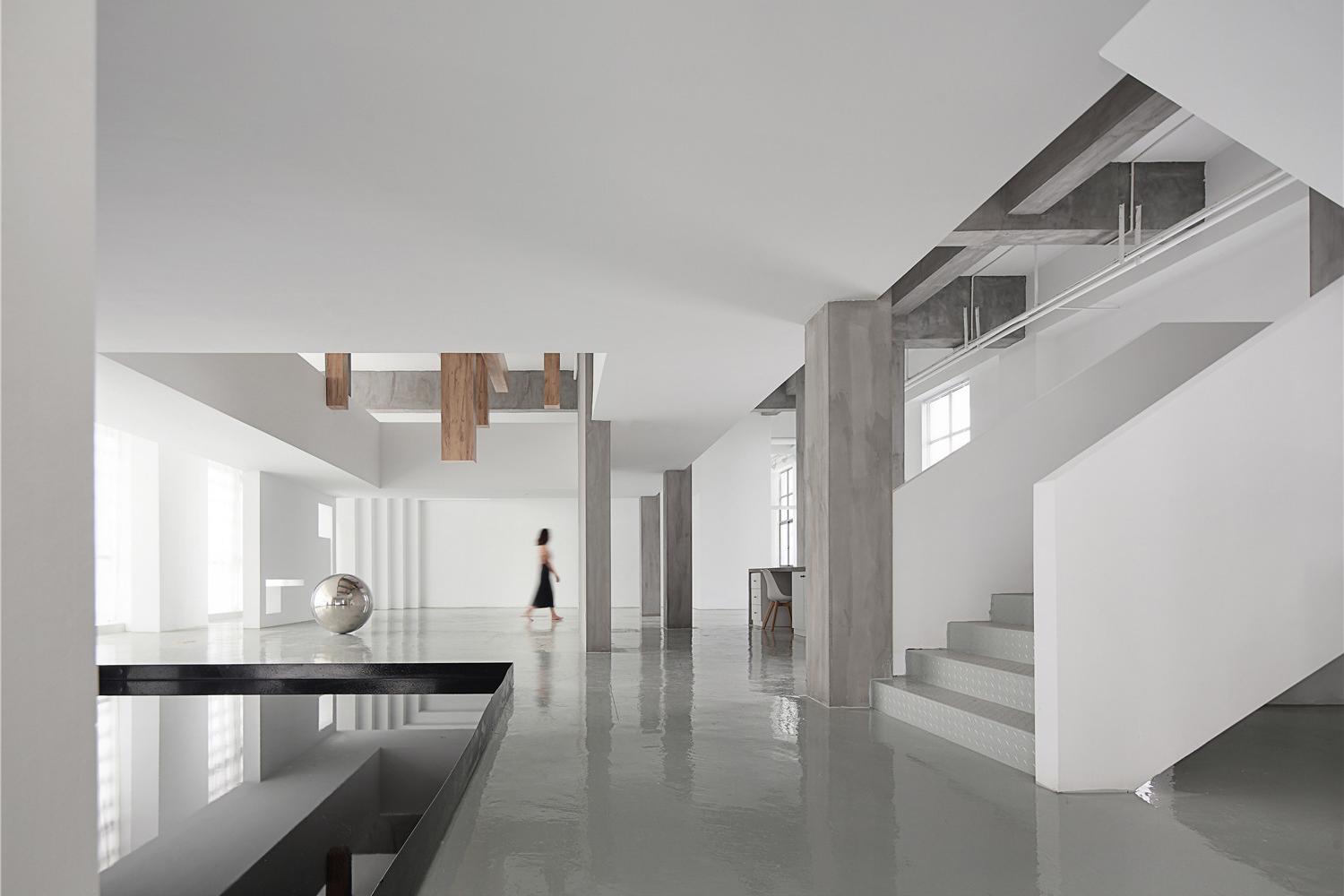 乔木摄影工作室，体验流动的趣味空间