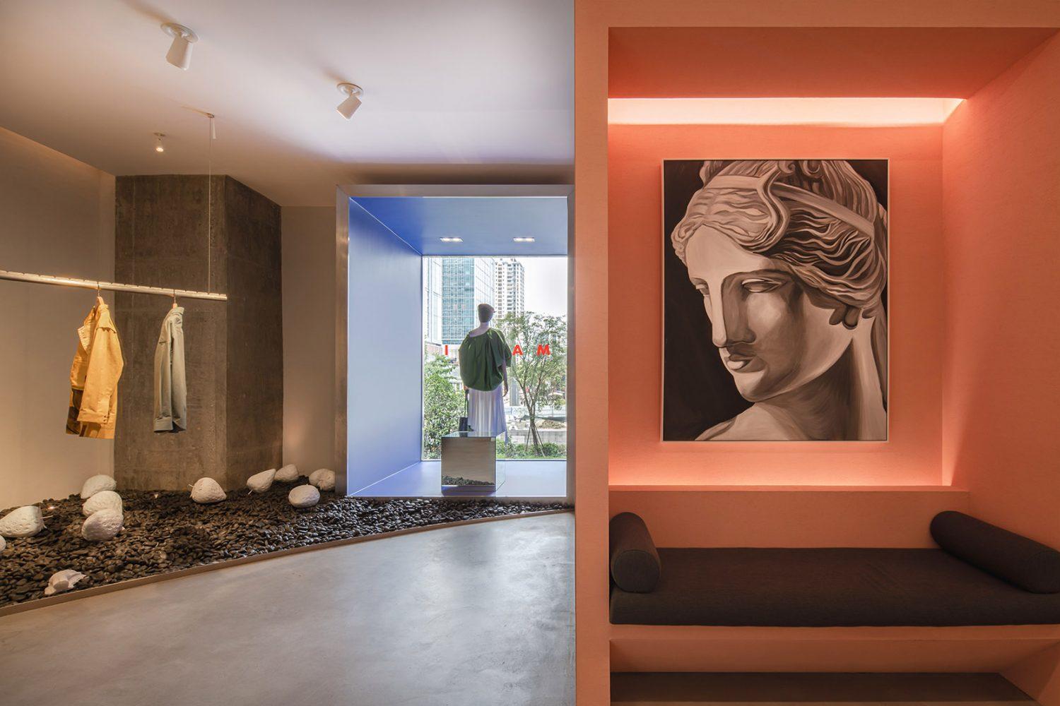 成都“SOWHAT”品牌集合买手店，极富艺术感